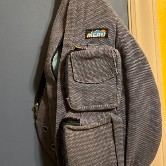 CHAMBRAY BLUE SLING BAG - Picture 2 of 3